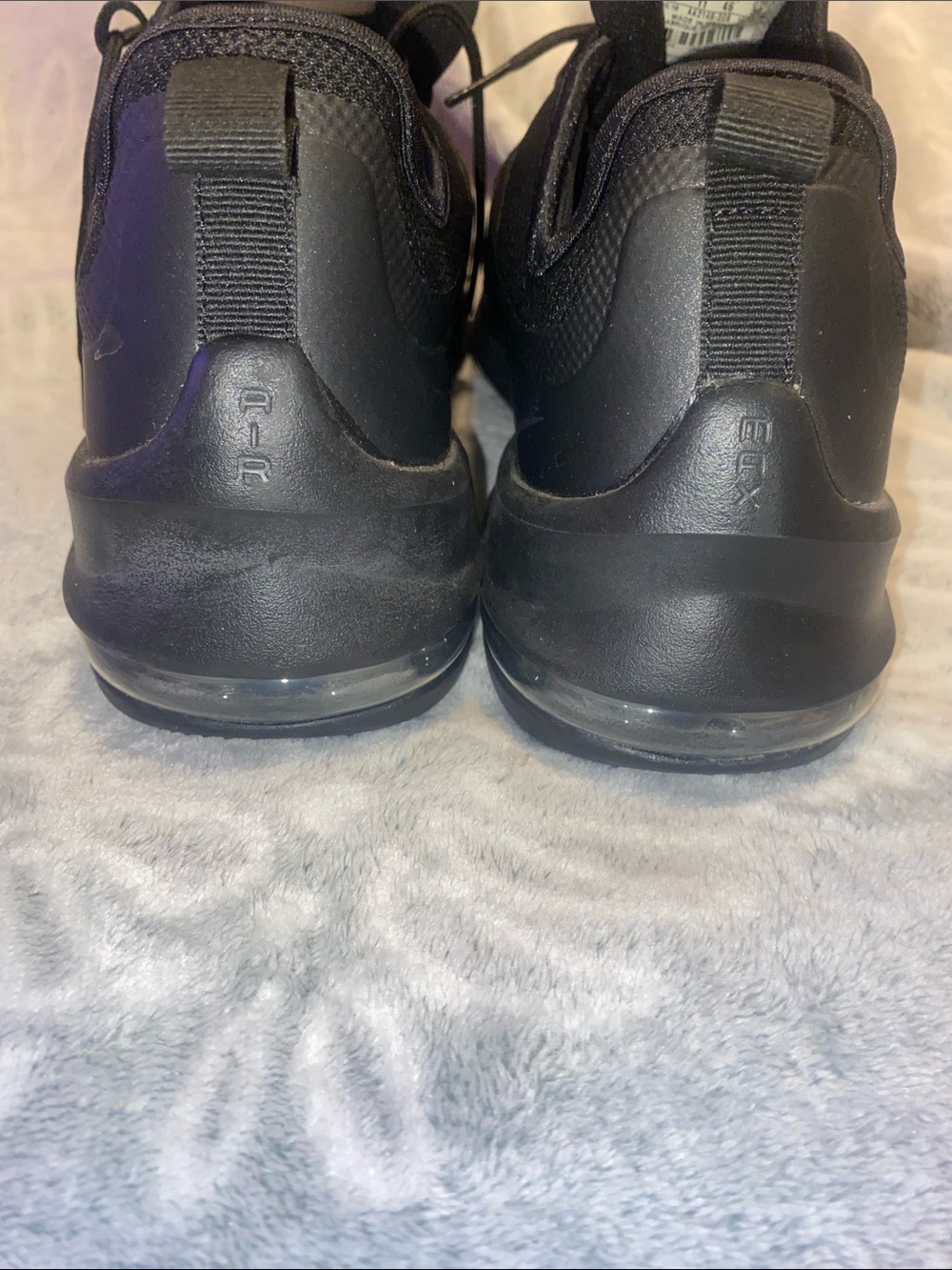 Nike Men's Air Max All-Black Athletic Sneakers - Picture 4 of 7
